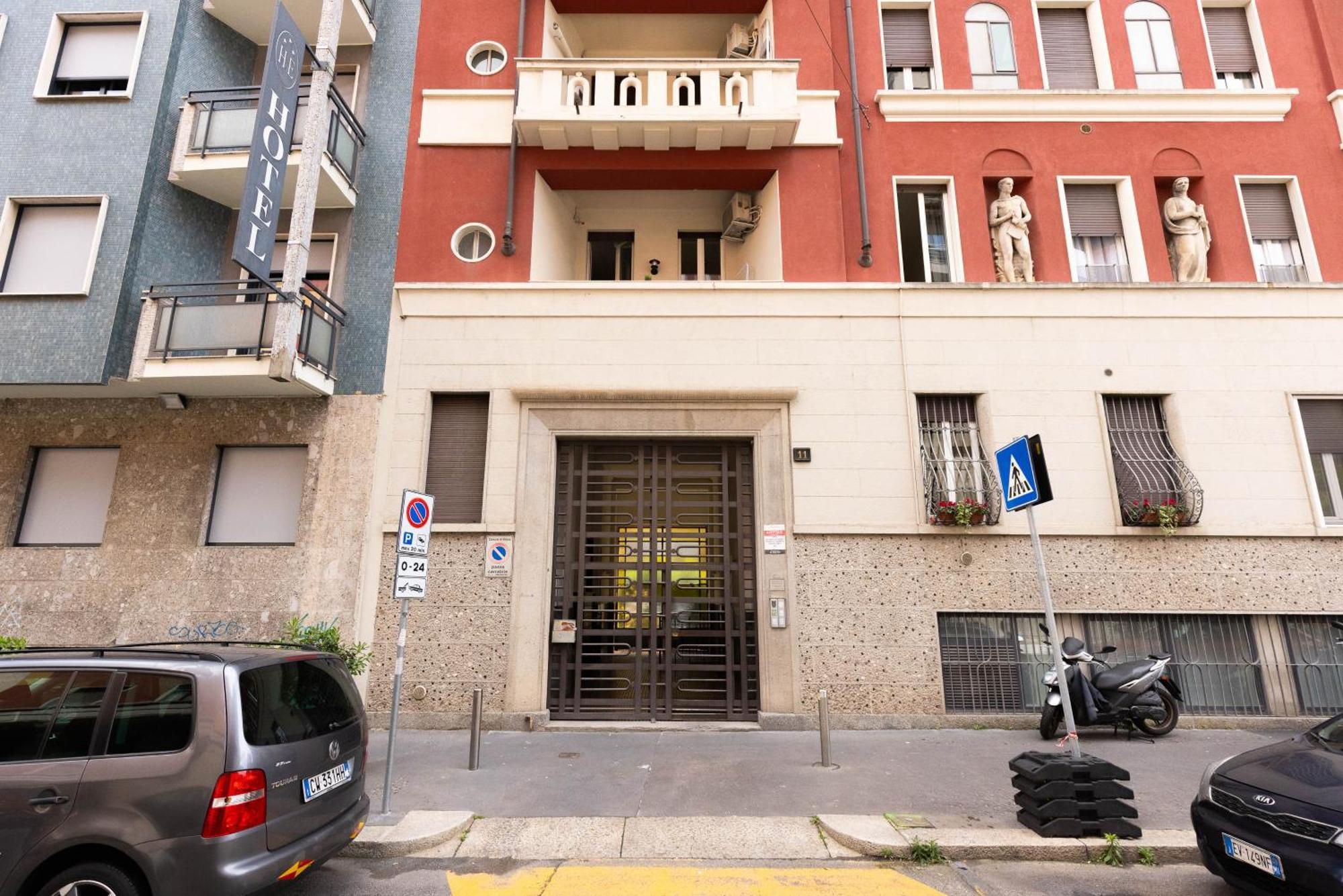 Appartement I Prime Location I Metro At Your Door, Duomo In 15 Min! Milan